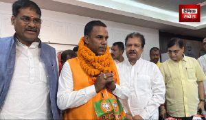 बिहार चुनाव में उथल-पुथल शुरू, सैकड़ों कार्यकर्ताओं के साथ BJP में शामिल हुए अजित यादव