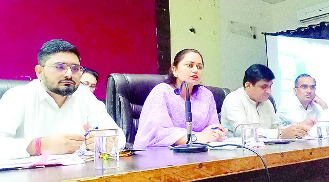 5 हजार से ज्यादा आबादी वाले गांव में सबसे ज्यादा सोलर प्लांट लगाने वाली पंचायत को मिलेगा एक करोड़ का ईनाम : District Council Chairman
