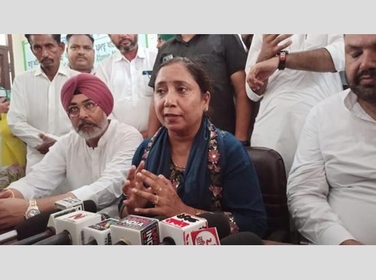 डॉ. बलजीत कौर ने सरकारी स्कूल के छात्रों के सपने पूरे करने के लिए अनूठी पहल शुरू की