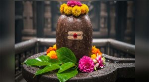 सावन में शिव भक्ति: भोलेनाथ को प्रिय हैं ये 10 चीजें, अर्पित करने से बरसती है विशेष कृपा