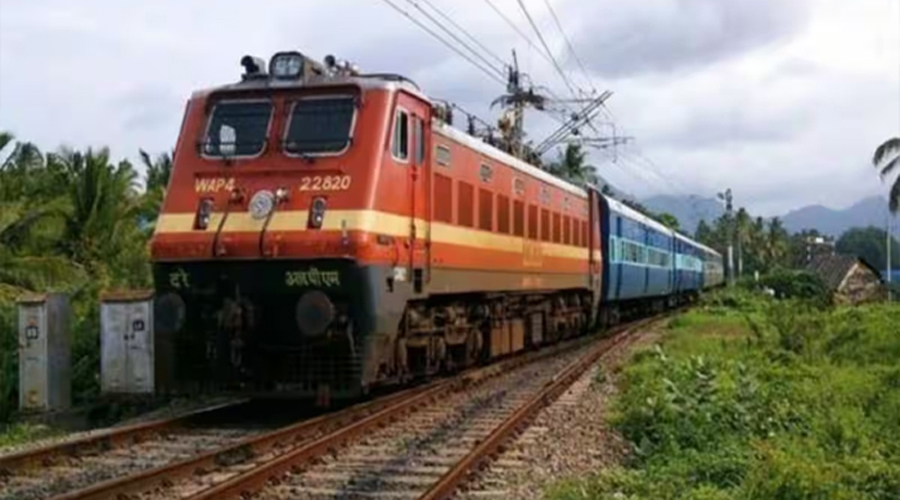 रेलवे ने शुरू की खास पहल, ट्रेन में श्रद्धालुओं का रखा जायेगा खास ध्यान