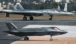 Indian Air Force: रूसी Su-57 या अमेरिकी F-35… 5वीं पीढ़ी के कौन से फाइटर जेट खरीदेगा भारत?