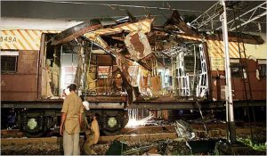 ‘सबूत नहीं…’ मुंबई ट्रेन ब्लास्ट मामले में हाई कोर्ट का बड़ा फैसला, सभी 12 आरोपी बरी; जानें मामला