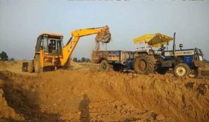 पानीपत में अवैध खनन कर प्रशासन की कार्रवाई, मौके कर पहुंच कर काबू किए आरोपी, जेसीबी और डंपर जब्त
