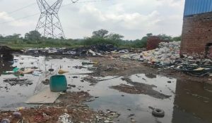 महेंद्रगढ़ में चल रही बिना लाइसेंस की फैक्ट्री, सीएम फ्लाइंग ने की रेड, संचालक को दिया नोटिस