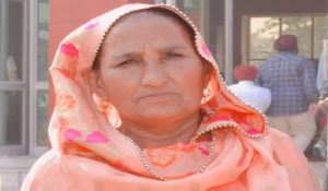 तेज रफ्तार बोली चालक ने महिला को मारी टक्कर, ऑटो का इंतजार में सड़क किनारे खड़ी थी, मौत