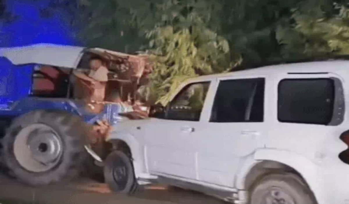 बिलासपुर क्षेत्र से खैर की लकड़ी की तस्करी, तस्करों ने गार्ड की थार को मारी टक्कर, स्कॉर्पियो छोड़ कर फरार