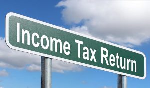 Income Tax भरने के लिए नहीं पड़ेगी CA की जरूरत, इस तरह खुद फाइल कर सकते हैं ITR
