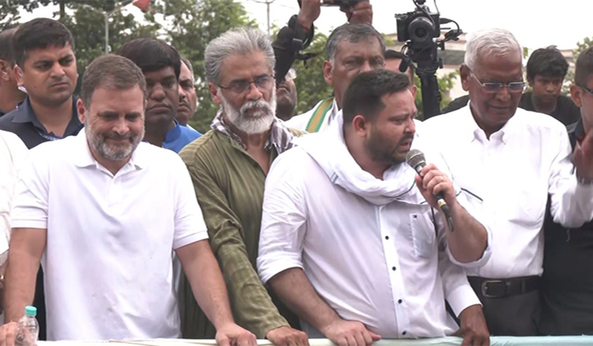 बिहार बंद रैली में गरजे तेजस्वी यादव, बोले- चुनाव आयोग गोदी आयोग बन गया