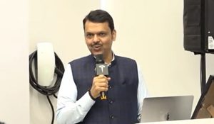मुंबई में खुला टेस्ला का पहला शोरूम, CM फडणवीस ने कहा- सही शहर और राज्य में पहुंची टेस्ला