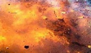 Tamil Nadu के पटाखा फैक्ट्री में जोरदार धमाका, कई लोग झुलसे… धूल-धुंए से भरा आसमान, Video