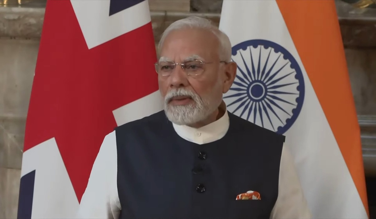 भारत-ब्रिटेन के बीच मुक्त व्यापार समझौते पर हस्ताक्षर, पीएम मोदी बोले- सस्ते दामों में मिलेंगे यूके के प्रोडक्ट