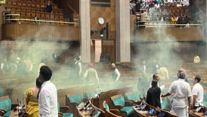 Parliament security breach: नीलम और महेश को मिली बड़ी राहत, दिल्ली हाईकोर्ट ने दी जमानत