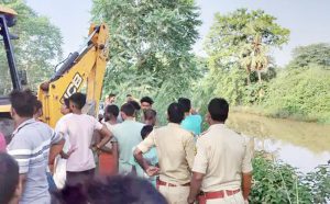 Patna Accident : नींद की झपकी आने से अनियंत्रित होकर सोन नहर में गिरी कार, एक परिवार के 3 लोगों की मौत