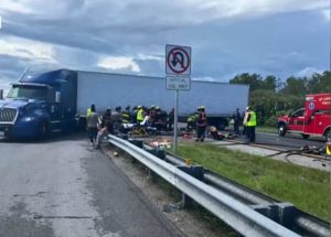 Florida Truck Accident: अमेरिका में पंजाबी ड्राइवर की लापरवाही से महिला सहित 3 की मौत; गलत यू-टर्न लेने से हुआ भयानक हादसा