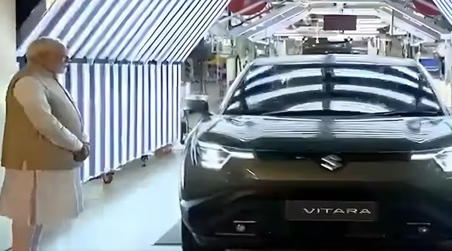 मारुति सुजुकी की पहली इलेक्ट्रिक Maruti e Vitara का प्रोडक्शन शुरू, PM मोदी ने किया उद्घाटन