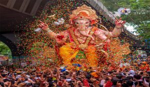 Ganesh Chaturthi 2025: गणेश चतुर्थी के दिन बप्पा को लगाइए ये खास भोग, सभी मनोकामना होंगी पूरी