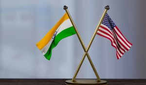 भारत-अमेरिका व्यापार विवाद: 25% टैक्स हटाने की शर्त पर अड़ा भारत, टली बातचीत