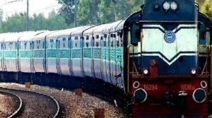 पंजाब में रेल सेवाओं पर बाढ़ का असर, आज 38 ट्रेनें रद्द, पढ़ें जानकारी