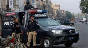 पाकिस्तान में पुलिस चौकी पर आतंकी हमला, एक पुलिसकर्मी और 2 आतंकवादी मारे गए