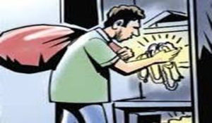 निसिंग में सूने घर को चोरों ने बनाया निशाना, गहने व नकदी उड़ाई
