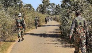 Maharashtra: गढ़चिरौली में सुरक्षाबलों से मुठभेड़ में 4 नक्सली ढेर, तीन महिलाएं शामिल