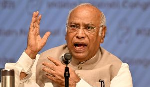 ‘फर्जी वोटों के कारण 2019 का चुनाव हारी थी कांग्रेस’, खड़गे का पीएम मोदी पर जोरदार हमला 