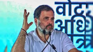 Voter Adhikar Yatra में शामिल हुए लालू यादव और राहुल गांधी, बोले राहुल, बिहार में वोट चोरी की तैयारी