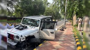 दिल्ली में तेज रफ्तार थार का कहर, दो लोगों को कुचला, एक की मौत, दूसरा घायल