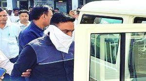Anti Corruption Bureau टीम ने ग्राम सचिव को रिश्वत लेते रंगे हाथो किया गिरफ्तार