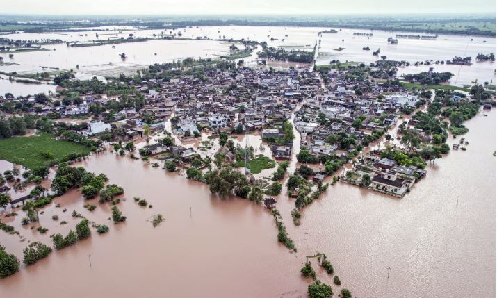 Punjab Floods Report: 56 लोगों की हुई मौत, 4 लापता, 23 जिलों के 2,483 गांव प्रभावित