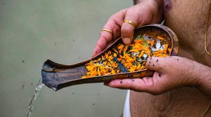 पितृ पक्ष 2025: कब है पहला श्राद्ध, जानिए इससे जुड़े जरूरी नियम और मुहूर्त