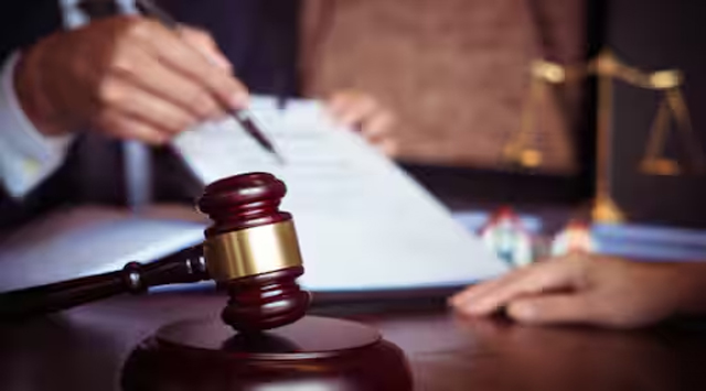 भाजपा के पूर्व प्रधान प्रोफैसर राजिंदर भंडारी के भाई राज भंडारी पर FIR दर्ज
