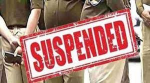 रेलवे संपत्ति चोरी के आरोपी की फरारी के चलते एक सब इंस्पेक्टर एवं दो अन्य सस्पैंड