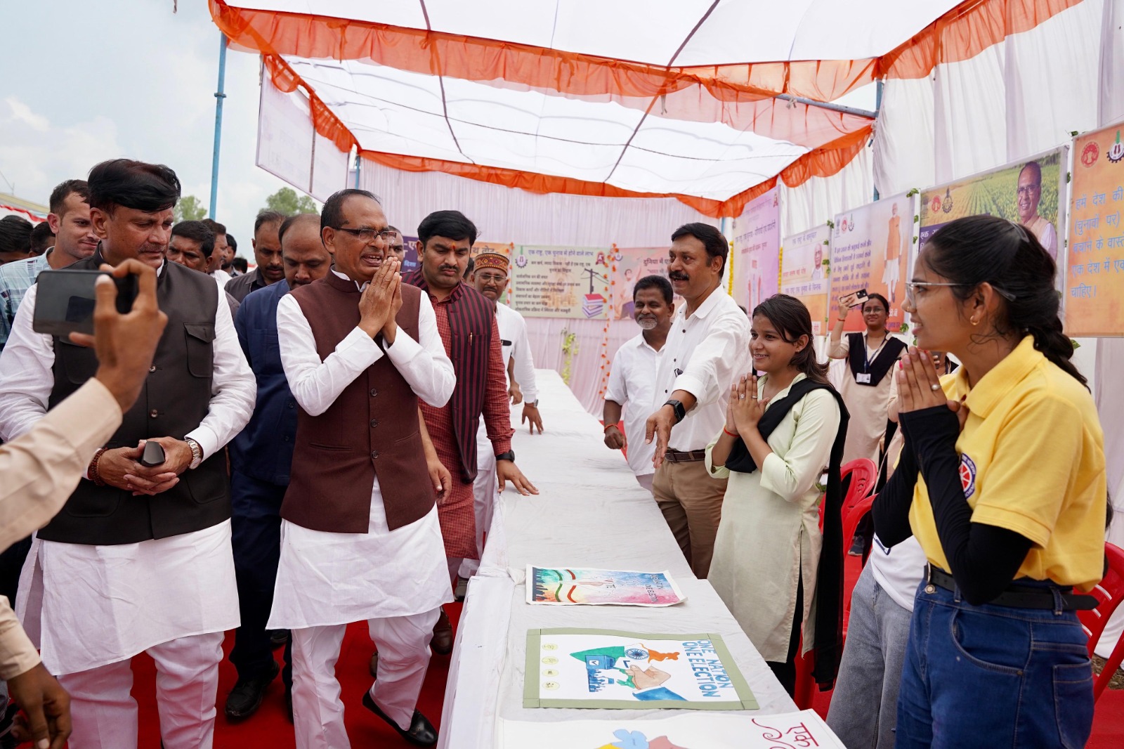 एक साथ चुनाव में धन, परिश्रम, पर्यावरण और समय की बचतः केंद्रीय कृषि मंत्री Shivraj Singh