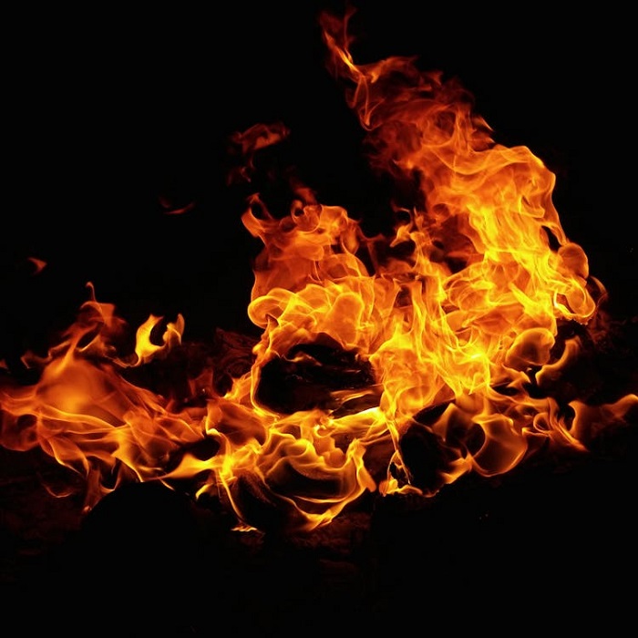 हिमाचल: ढाबे में लगी अचानक आग, सामने आई ये वजह
