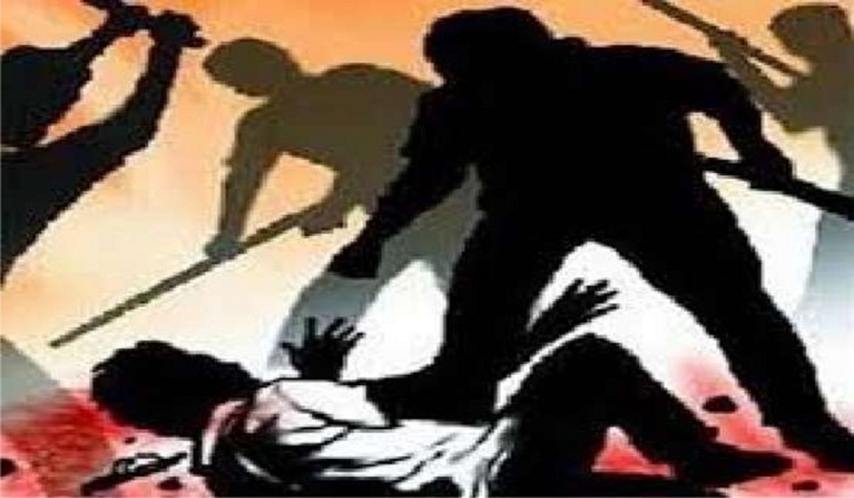 फरीदाबाद के पेट्रोल पंप पर गुंडागर्दी, पानी पीने गए युवक को कर्मचारियों ने बेरहमी से पीटा
