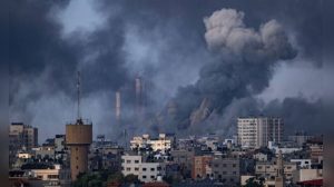 Israel Hamas War: गाजा में इजरायल का भयंकर हवाई हमला, दर्जनों लोगों की मौत