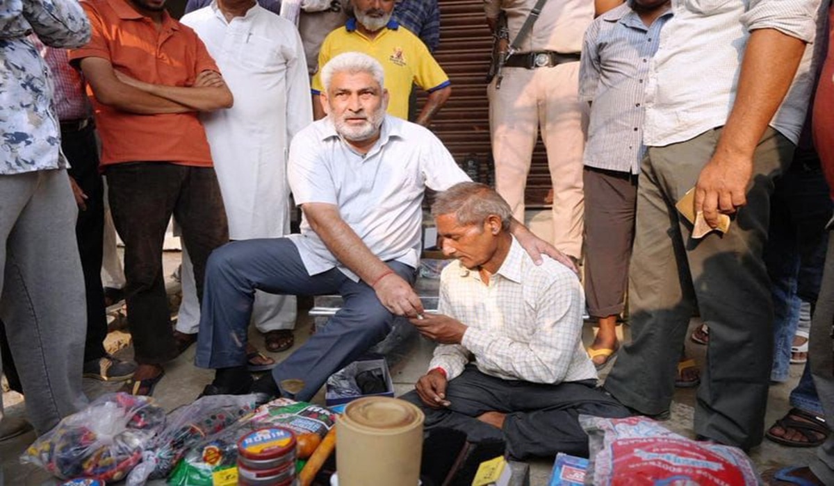 बाढ़ पीड़ितों के साथ चट्टान की तरह खड़ी पंजाब सरकार! रोजगार के लिए खोला मदद का खजाना, परिवारों को मिली आर्थिक सहायता!