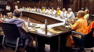 योगी कैबिनेट का बड़ा फैसला: इलेक्ट्रॉनिक्स मैन्युफैक्चरिंग में यूपी बनेगा ग्लोबल हब