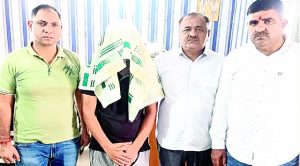 दीपावली गिफ्ट बना मौत की वजह; नाबालिग बेटे ने तलाकशुदा मां की कुल्हाड़ी मारकर की हत्या