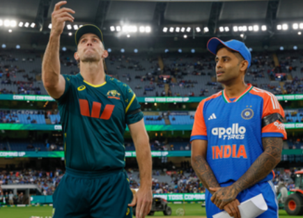 IND VS AUS : ‘काली पट्टी’ बांधकर उतरे दोनों देश के खिलाड़ी, जानिए क्या है वजह?