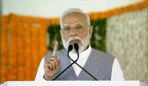 ‘जो लोग अपने आप को गठबंधन कहते हैं, जनता उन्हें लठबंधन कहती है’, महागठबंधन पर बरसे पीएम मोदी