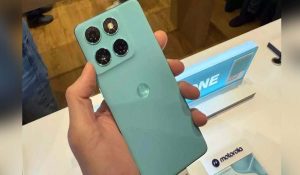 Flipkart दिवाली धमाका! हजारों रुपये सस्ता हुआ Motorola Edge 60 Fusion फोन, जानें फीचर्स
