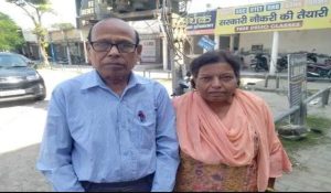 कुरुक्षेत्र में बुजुर्ग दंपती की बुढ़ापा पेंशन अटकी, एक साल से लगा रहे हैं सरकारी दफ्तरों के चक्कर