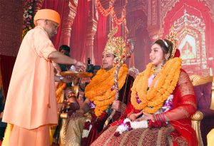 Ayodhya Deepotsav 2025: सीएम योगी ने खींचा रथ, उतारी आरती… जय श्रीराम से गूंजा रामकथा पार्क