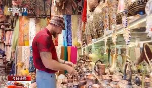 चीन में घूमना विदेशी पर्यटकों में फैशन बना