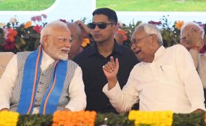 बिहार में NDA के बीच सीट बंटवारे का ऐलान, बीजेपी-जेडीयू 101-101 सीटों पर लड़ेगी चुनाव… जानें इन पार्टियों को कितनी मिली सीट