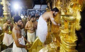 सबरीमाला मंदिर में गायब हुए सोने को लेकर केरल की सियासत गरमाई, विपक्ष ने मंत्री का मांगा इस्तीफा