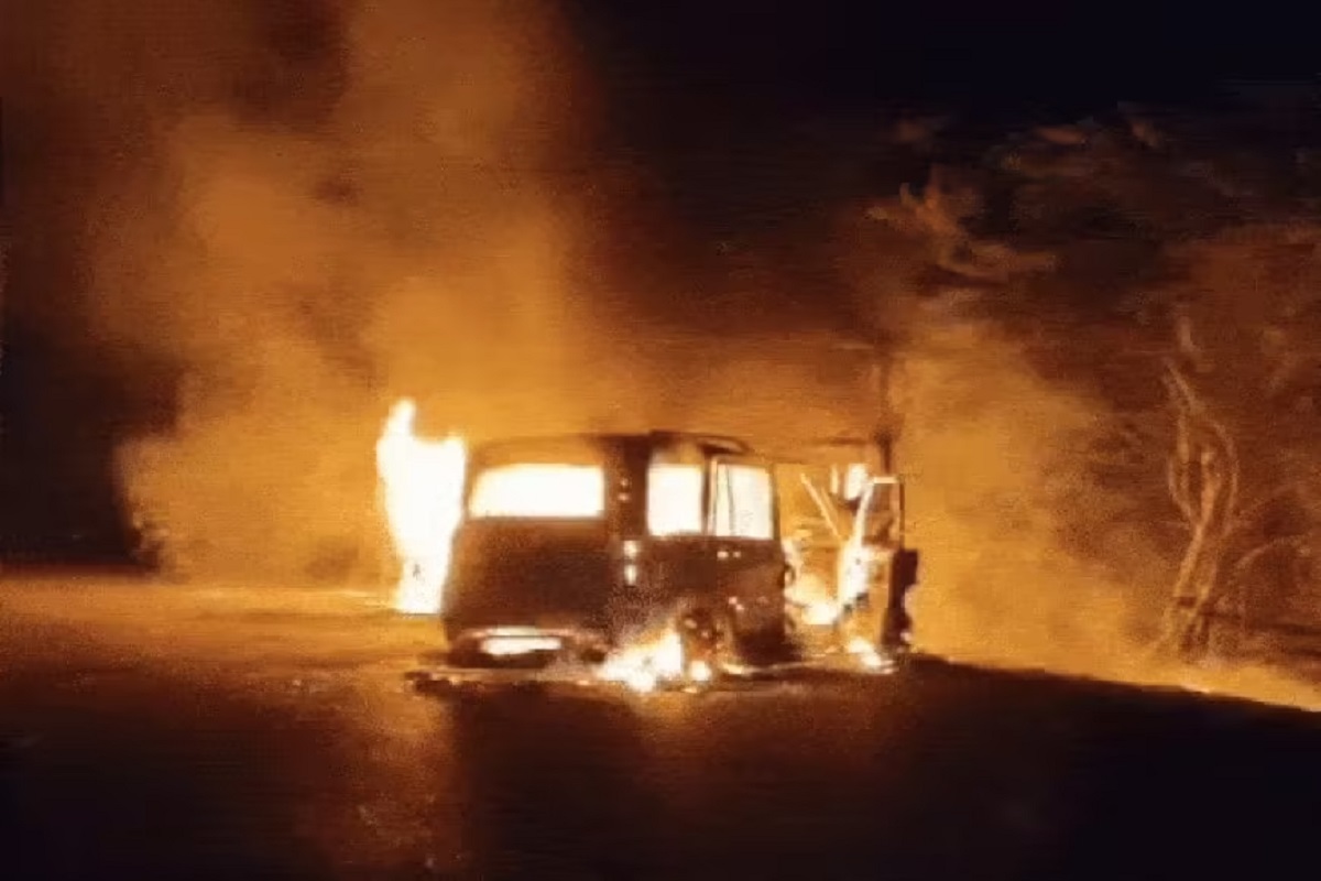 जैसलमेर के बाद अब बाड़मेर में दर्दनाक सड़क हादसा, Scorpio में आग लगने से चार दोस्तों की मौत